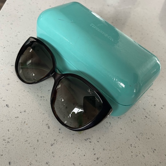 Tiffany & Co. Accessories - Tiffany & co sunglasses